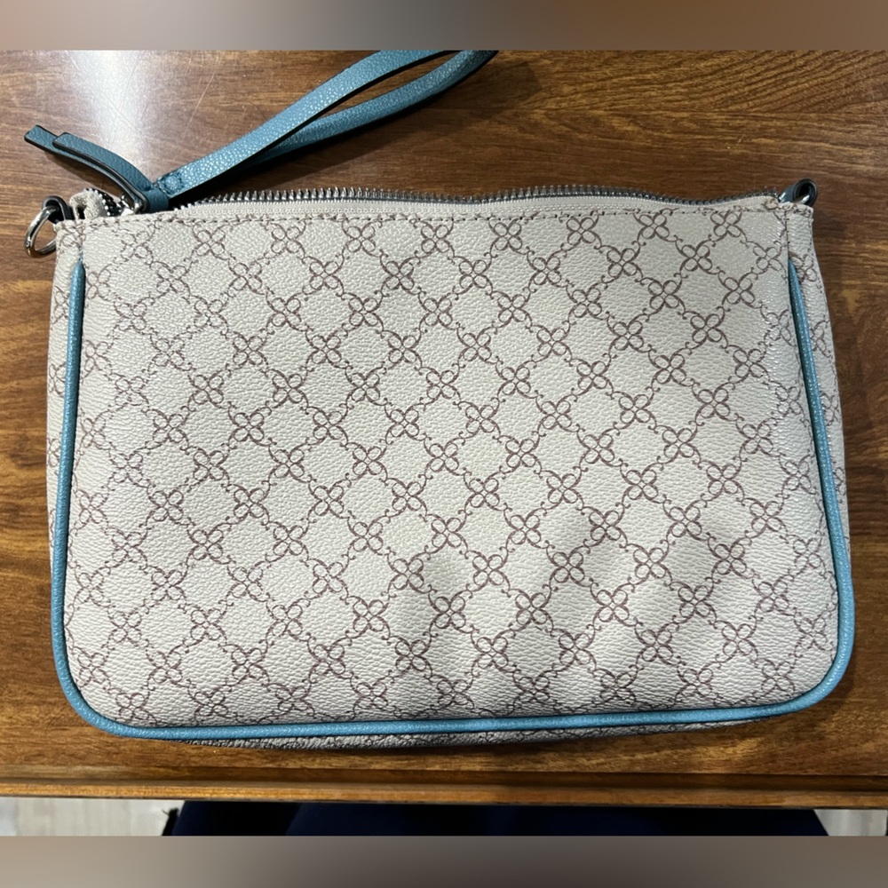 Nine West Blue Tote Bag Spacious and Minimalist with matching clutch - Picture 10 of 11